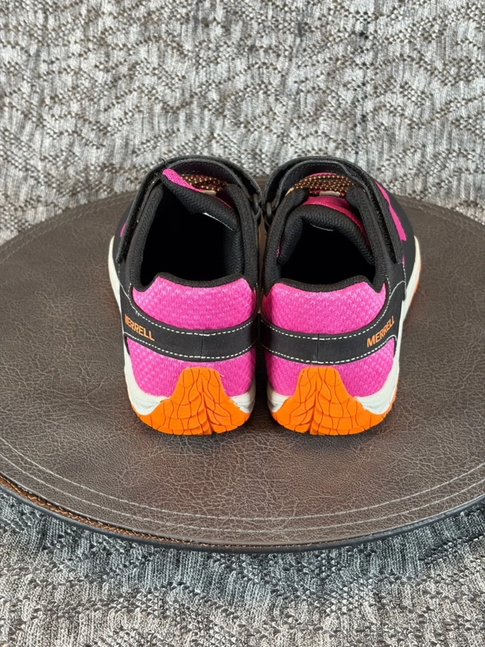 Merrell Big Kids Trail Glove A/C size 6.5 Walking shoe sneaker